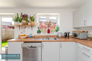 Kitchen- click for photo gallery
